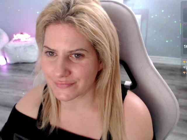 Bellastarrr84 webcam