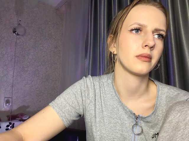 RaisaBrentz's BongaCams show and profile