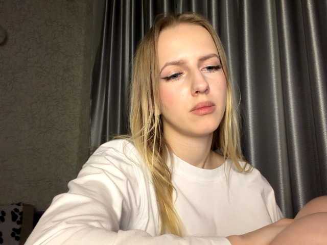 RaisaBrentz Nude Live Sex Shows