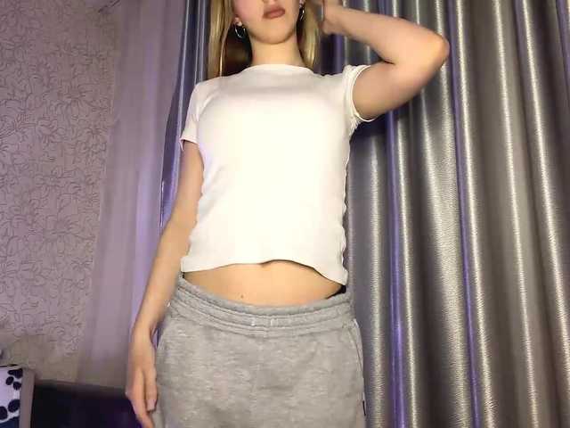 RaisaBrentz's BongaCams show and profile