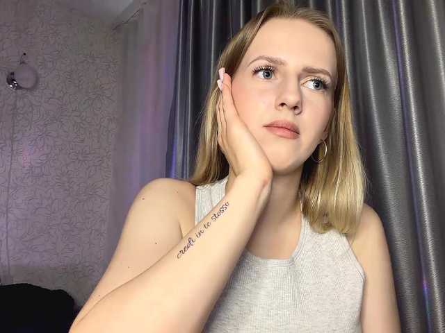 RaisaBrentz's BongaCams show and profile