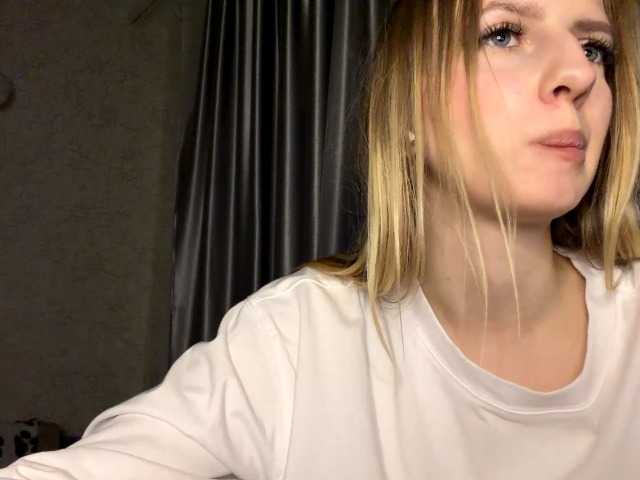 RaisaBrentz webcam