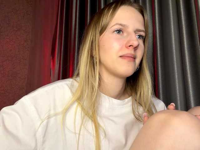 RaisaBrentz video chat preview