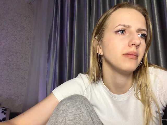 RaisaBrentz's BongaCams show and profile