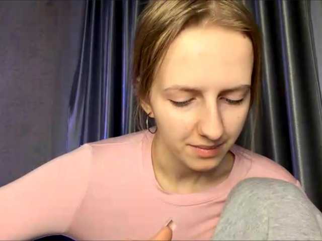 RaisaBrentz's BongaCams show and profile