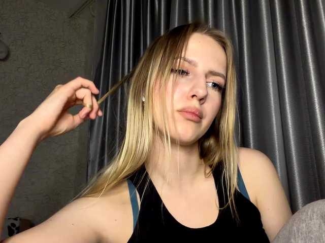 RaisaBrentz's BongaCams show and profile