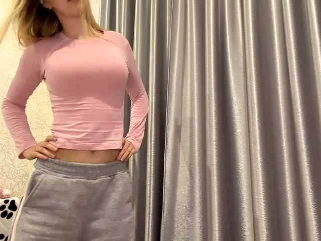 RaisaBrentz's BongaCams show and profile