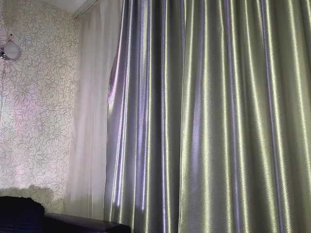 RaisaBrentz's BongaCams show and profile