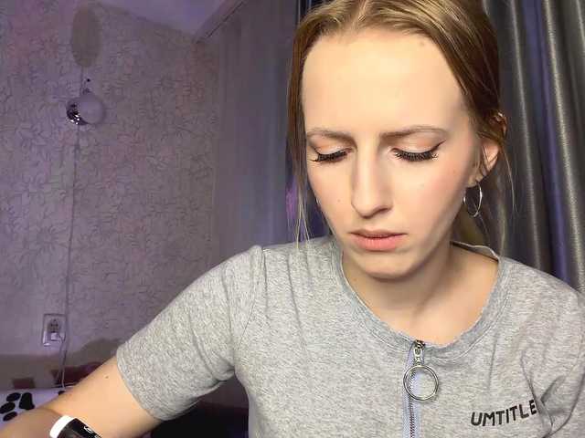 RaisaBrentz's BongaCams show and profile