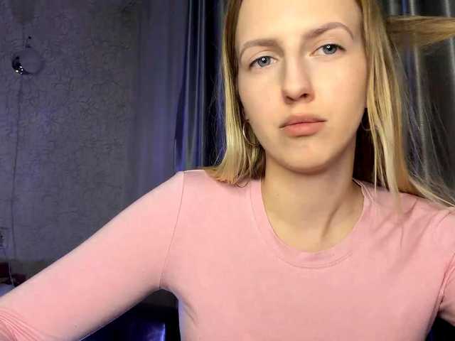 RaisaBrentz video chat preview