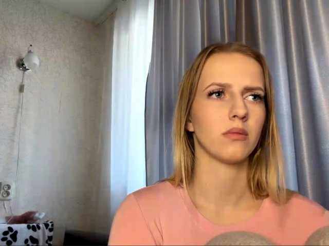 RaisaBrentz's BongaCams show and profile