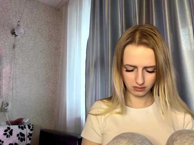 RaisaBrentz's BongaCams show and profile