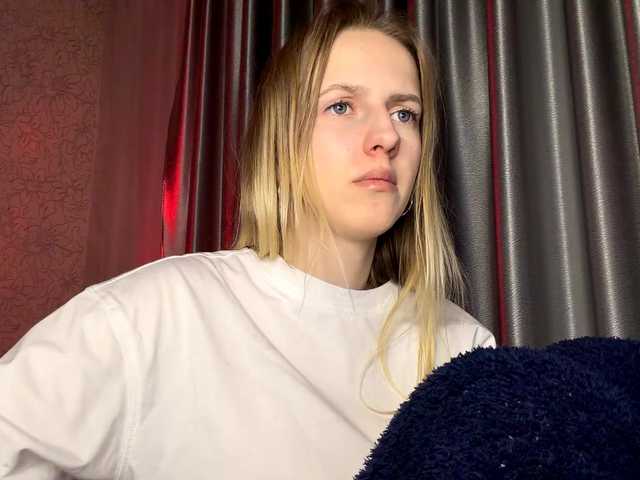 RaisaBrentz video chat preview