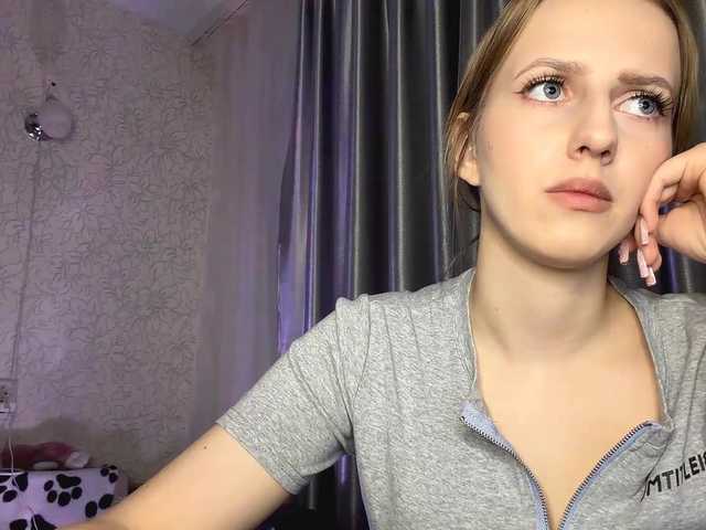 RaisaBrentz's BongaCams show and profile