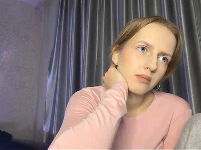 RaisaBrentz's BongaCams show and profile