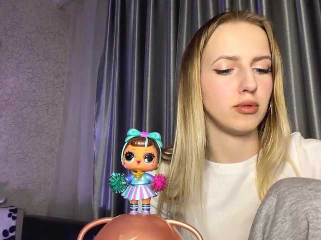 RaisaBrentz's BongaCams show and profile