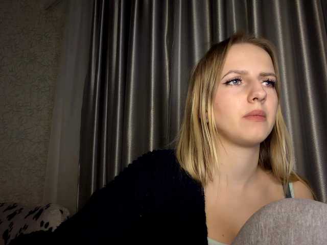 RaisaBrentz's BongaCams show and profile