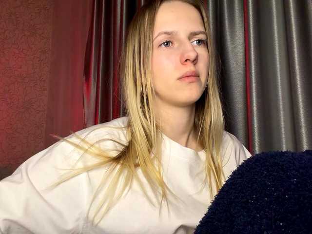 RaisaBrentz's BongaCams show and profile