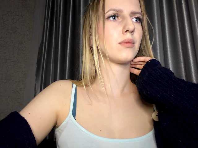 RaisaBrentz's BongaCams show and profile