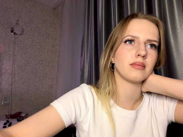 RaisaBrentz's BongaCams show and profile