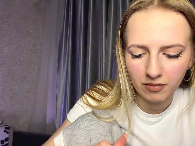 RaisaBrentz's BongaCams show and profile