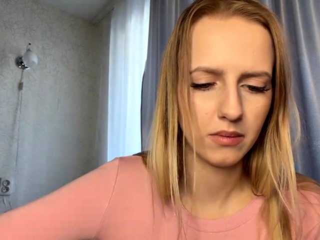 RaisaBrentz's BongaCams show and profile