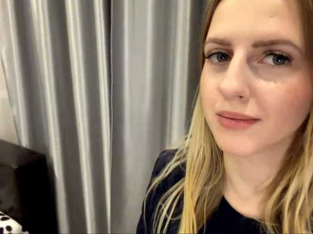 RaisaBrentz from BongaCams