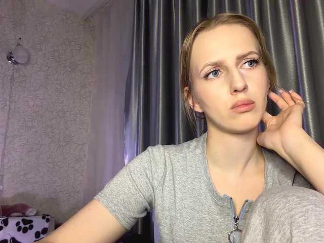 RaisaBrentz's BongaCams show and profile