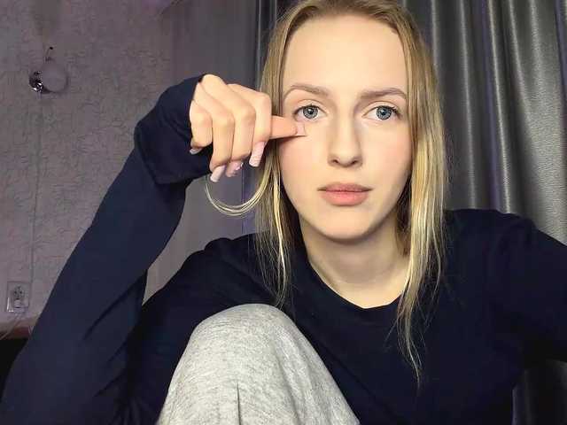 RaisaBrentz's BongaCams show and profile