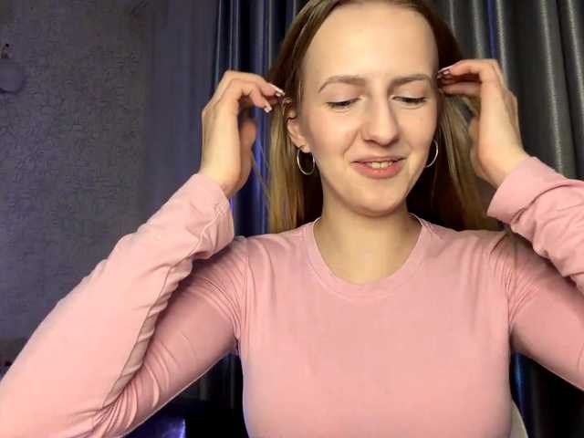 RaisaBrentz video chat preview