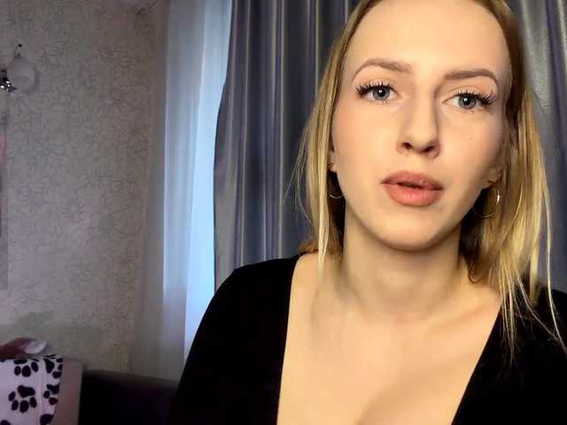 RaisaBrentz's BongaCams show and profile