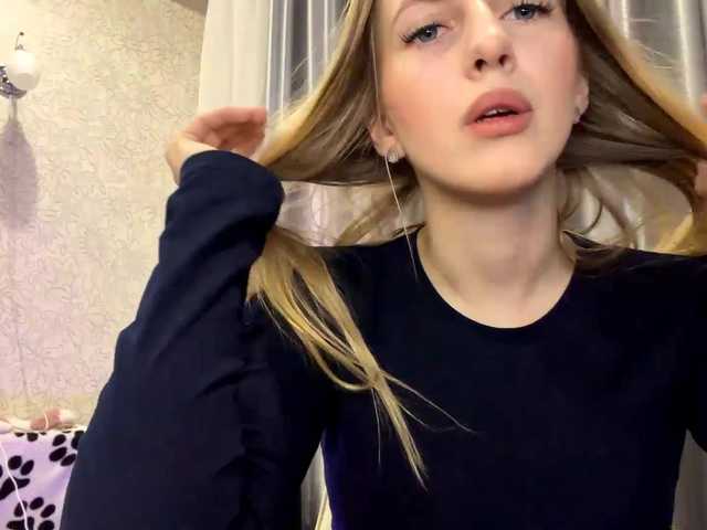 RaisaBrentz's BongaCams show and profile