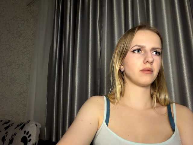 RaisaBrentz's BongaCams show and profile