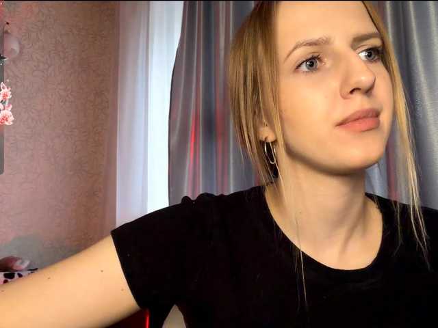 RaisaBrentz's BongaCams show and profile