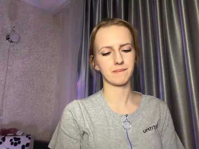 RaisaBrentz's BongaCams show and profile