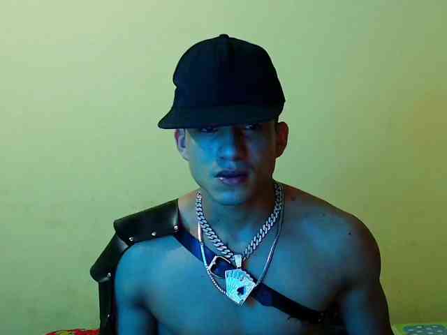 DaniiScott- Live Webcam on BongaCams