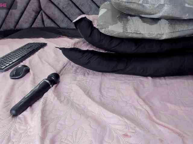 charlottesweet webcam