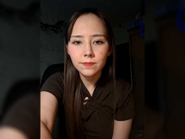 risarever's BongaCams show and profile