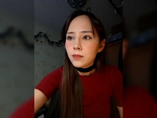 risarever's BongaCams show and profile