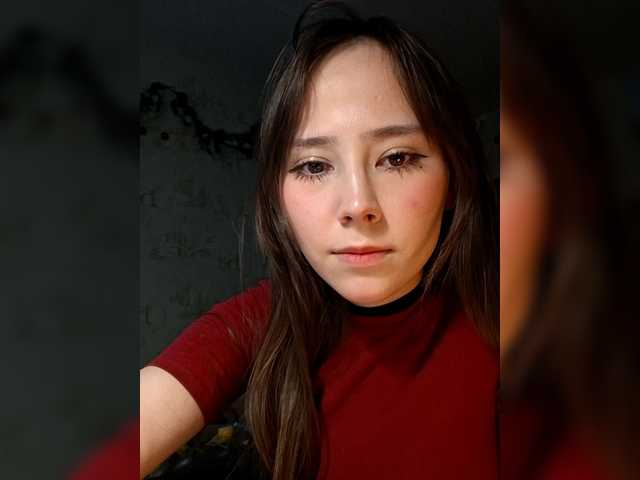 risarever's BongaCams show and profile