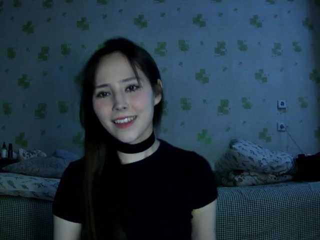 risarever from BongaCams