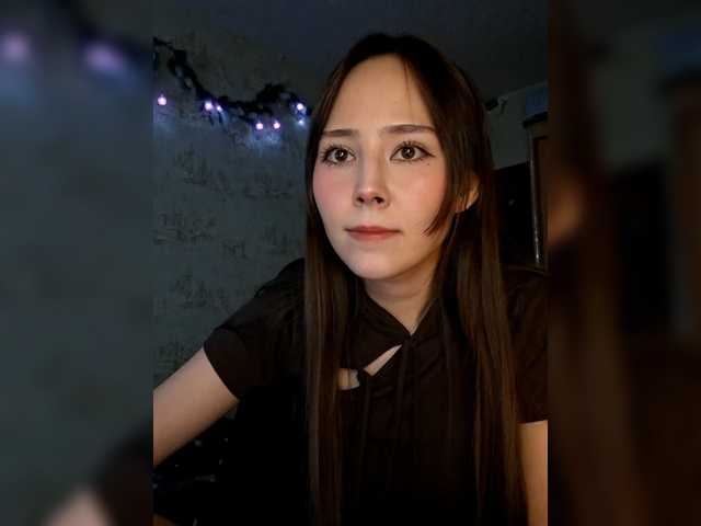 risarever's BongaCams show and profile