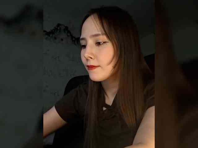 risarever Live Webcam on BongaCams