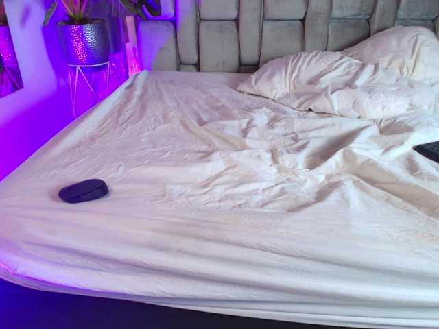 DaniDurango's BongaCams show and profile