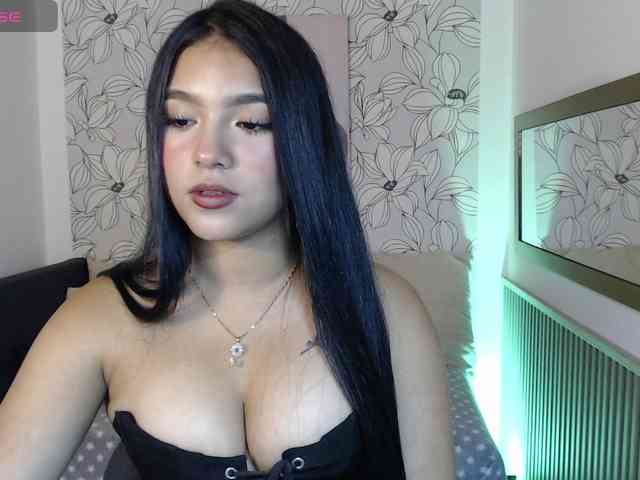 Beellaa-Nyraa Live Webcam on BongaCams