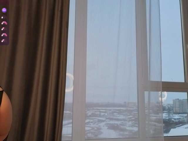 SweetyKissy – webcam model profile photo