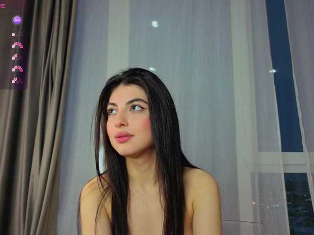 SweetyKissy free chat on liveonude