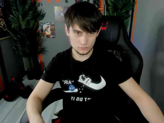 AlejandroEllias AlejandroEllias