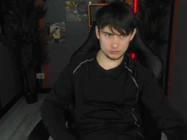 AlejandroEllias Live Webcam on BongaCams