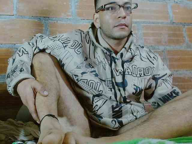 Andrey-9210 Live Webcam on BongaCams